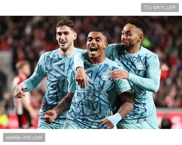 戴奇执教埃弗顿迎新挑战，球队备战英超状态回暖